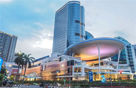 pondok indah mall walkways